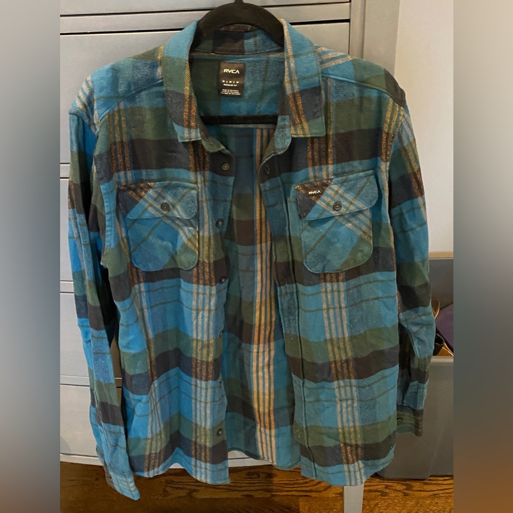 RVCA men’s flannel button down.